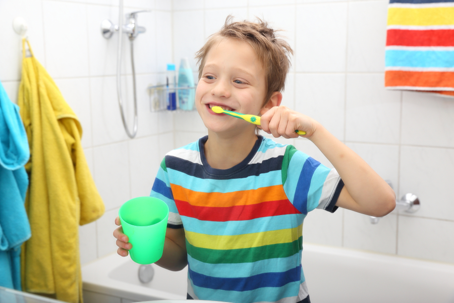 brossage dents enfant